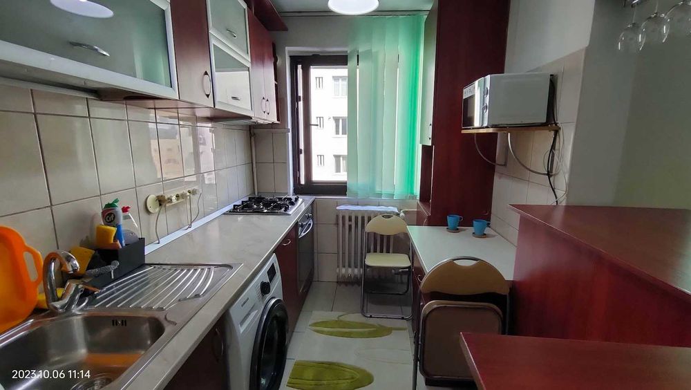 Inchiriez Apt 3 camere, Dristor, la metrou
