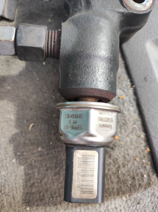 Датчик налягане гориво за Пежо-307,1.6HDI