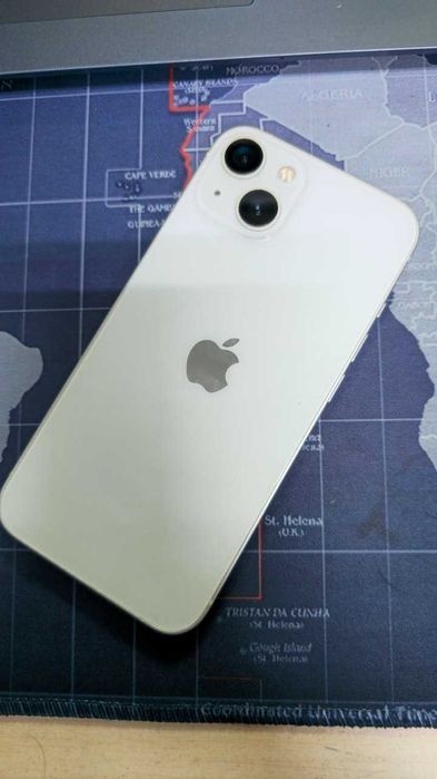 Apple iPhone 13 ЛОТ: 990437