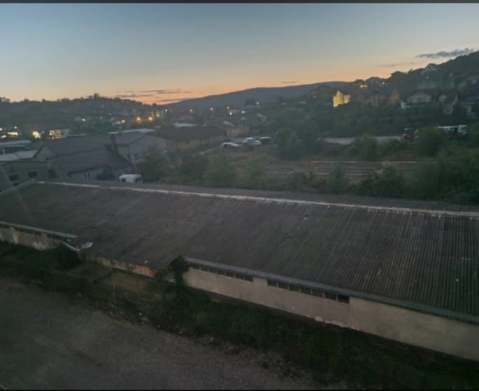 ÎNCHIRIERE/VANZARE hala depozitare/producție 1167 mp Bistrița