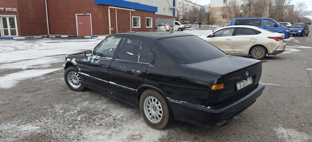 Продам BMW E34 (M50B20)