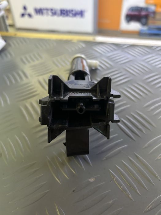 Омыватель фар камри 40-45 правый