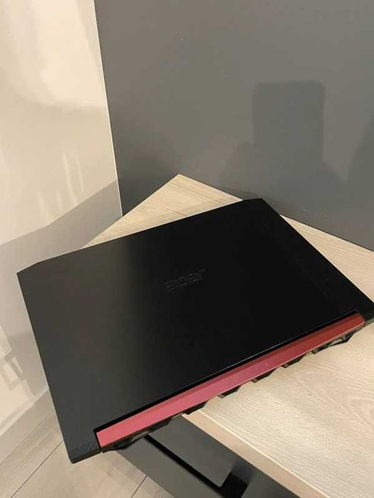 Laptop Gaming Acer Nitro 5 Video 4GB / 16GB RAM