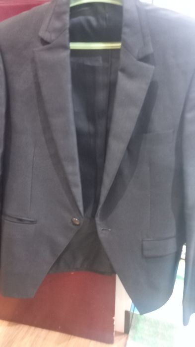 Продам пиджаки в отличном состоянии