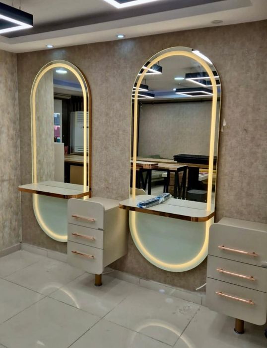 LED огледала за салони и студиа