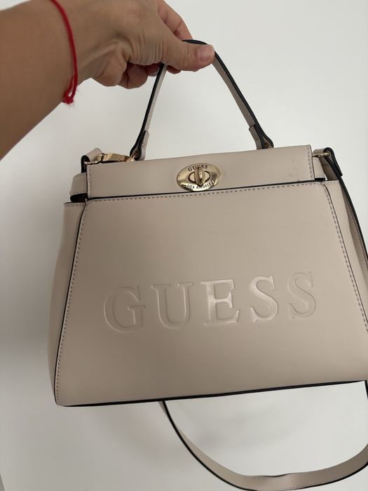 Сумка от Guess новая
