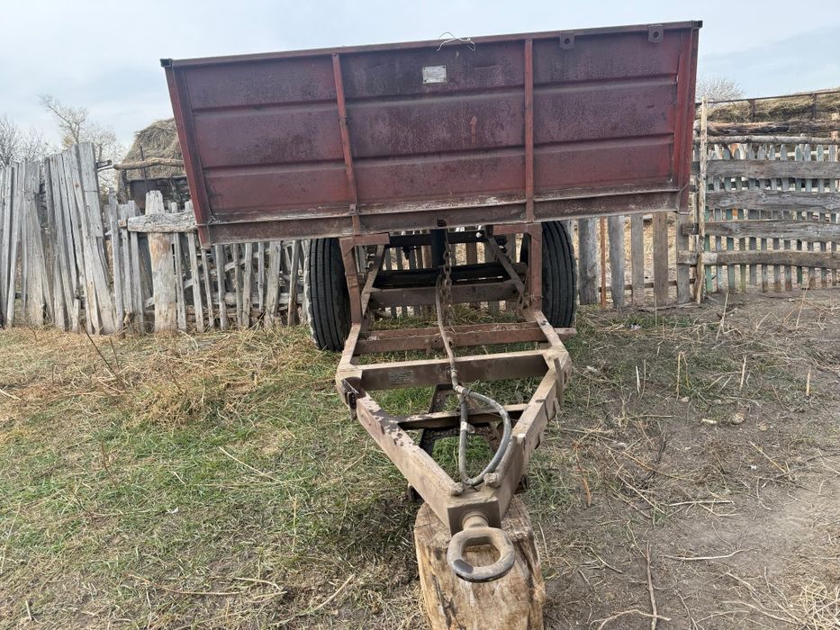 Продам Мтз80 скуном и бортовой прицеп