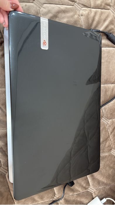 Продаю ноутбук Packard Bell