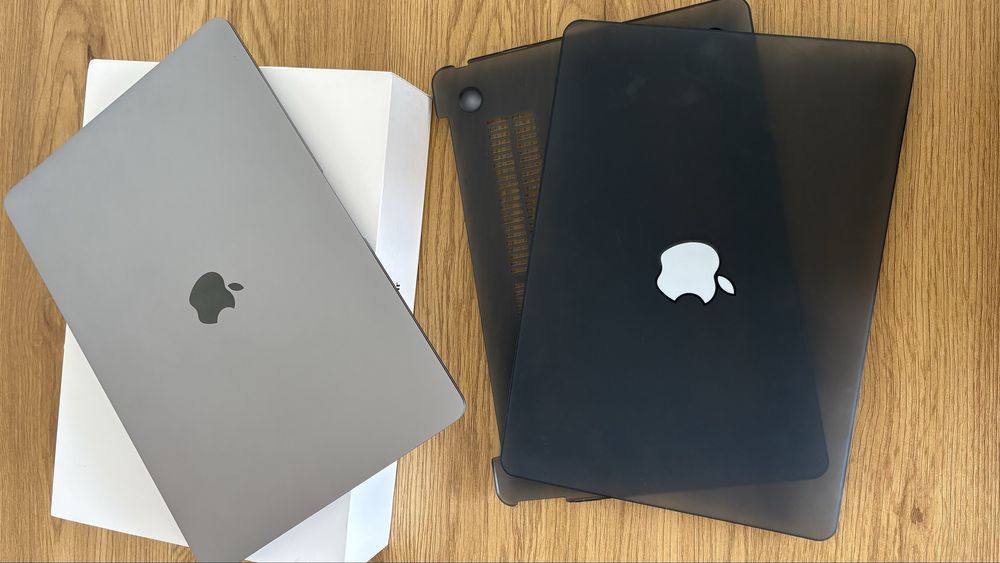 Macbook air 13-inch 2019г. Space Gray
