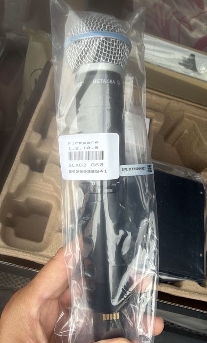 Продам радиомикрофон Shure SLX D Beta 58 A.