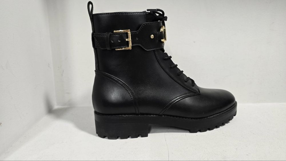 Michael Kors боти
