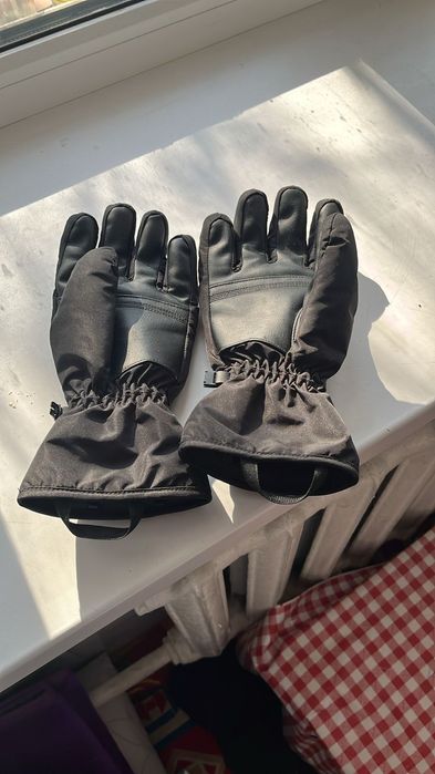 Перчатки спортивные