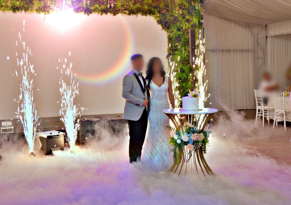 FUM GREU Oradea , gheață carbonică Oradea , artificii