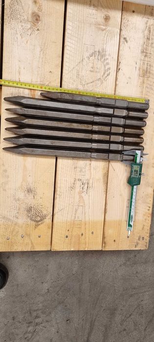 Spit picamer pneumatic, spituri picamere