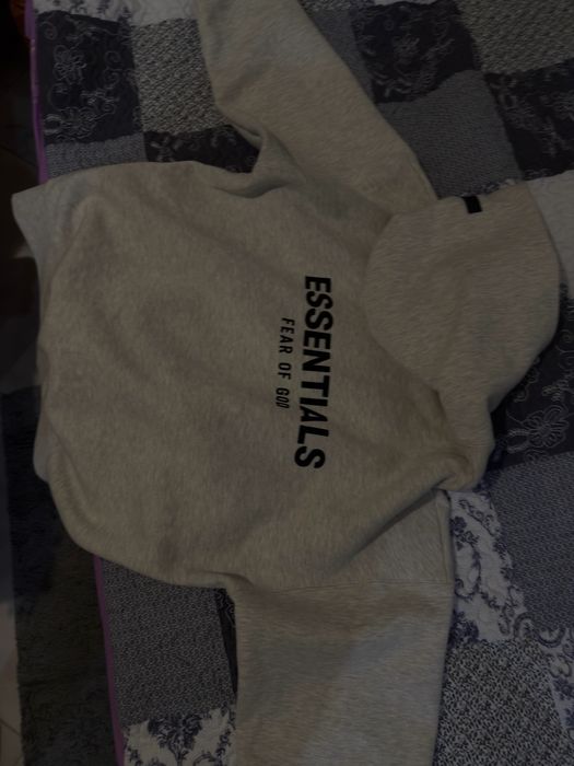 essential hoodie