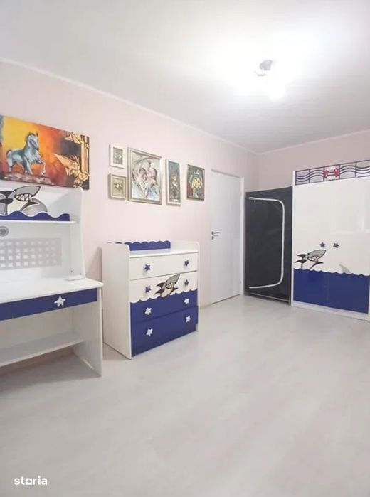 Apartament semidecomandat, etaj 3/4, renovat, zona Florilor! — fotografia 3