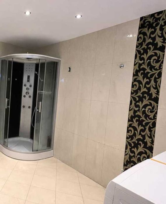 Дава се под наем Тристаен апартамент в Асеновград - 120 кв.м за 448.8 € - Снимка #6