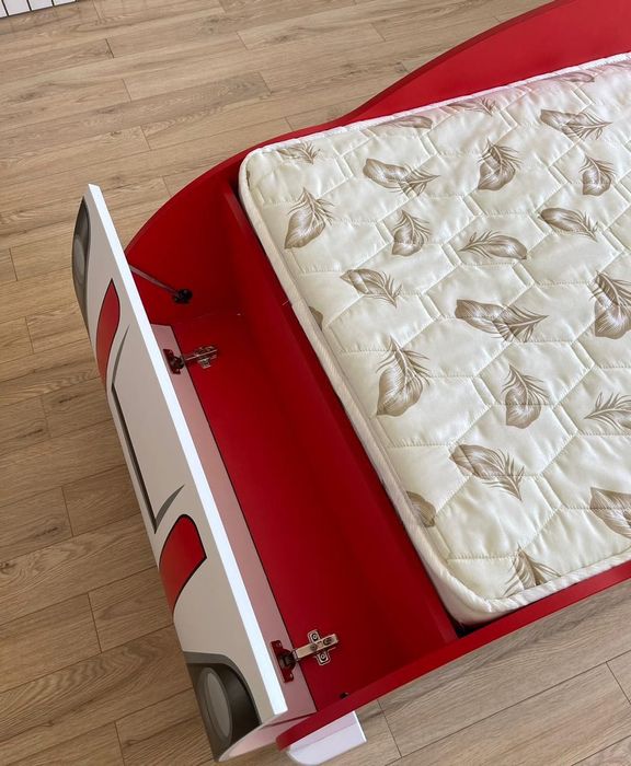 Мебель детская . Кровать .