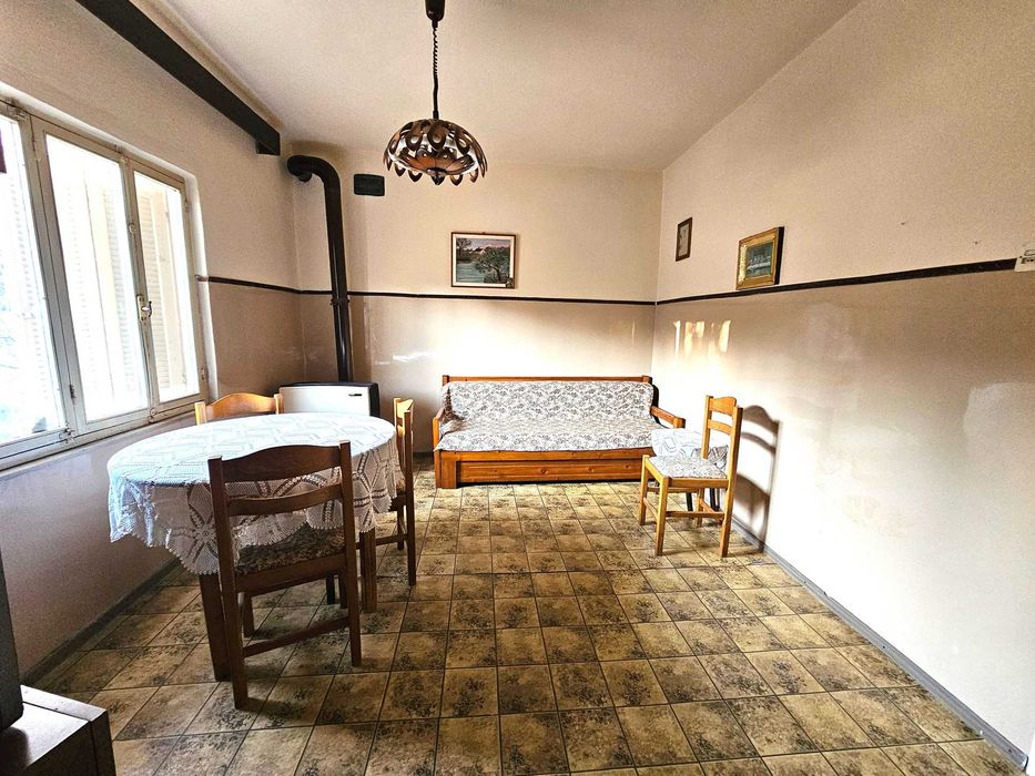 ПРОДАВА се самостоятелна къща 150 кв.м. в ELAIOCHORI Кавала (код 8105)