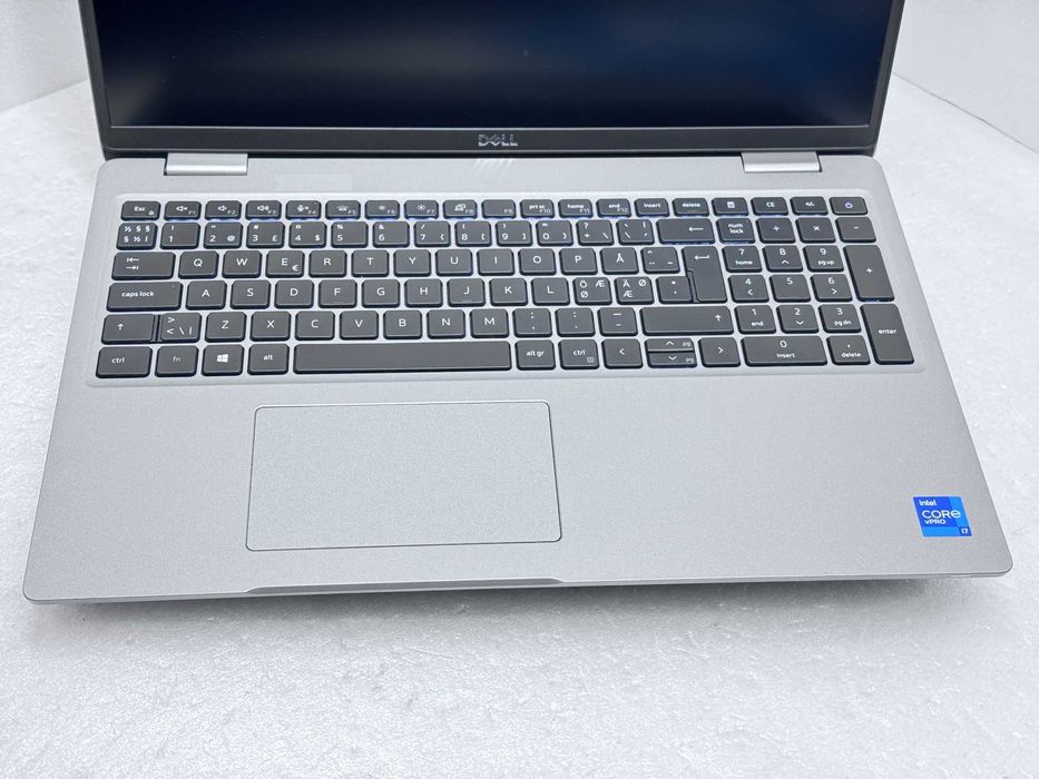 реновиран Mobile Workstation Dell Precision 3561 15.6" i7-11850H 32GB 1020 клас А Гаранция