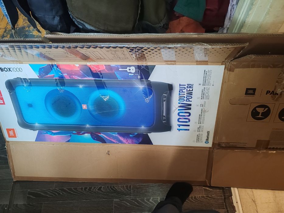 Продам акустическую систему jbl 1000