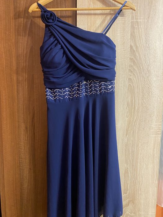 Rochite elegante Sacele • OLX.ro
