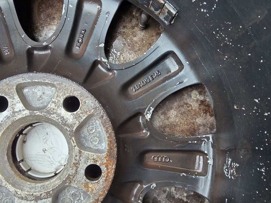 4 бр. оригинални алуминиеви джанти за Ауди, 16 цола, 5X112 с гуми.