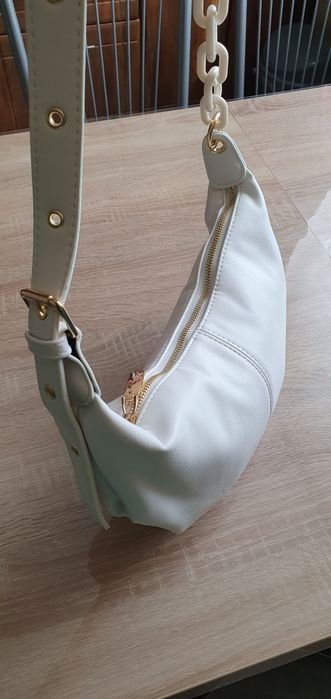 Новая трендовая сумка