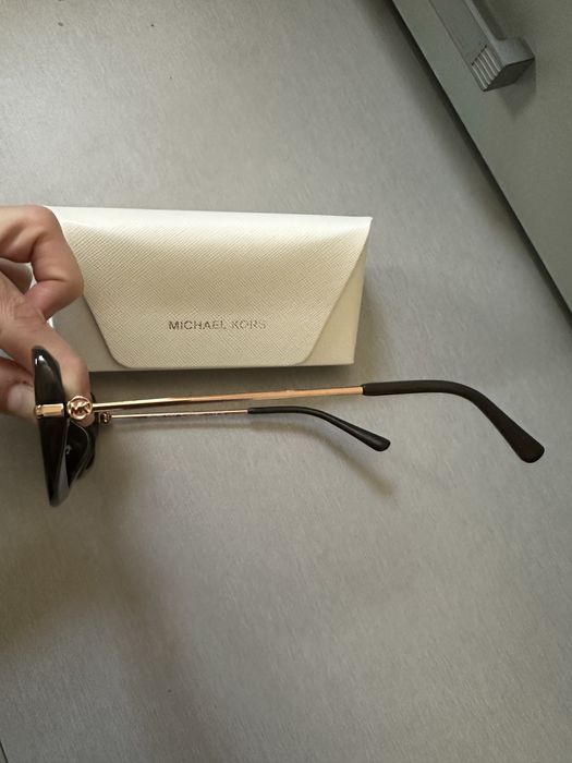 Слънчеви очила Michael Kors CAPELLA