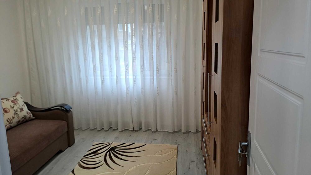 Inchiriez apartament doua camere