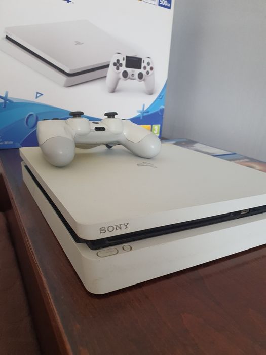PS4 Slim  500GB бял