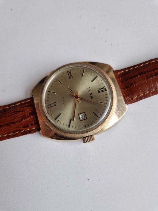 SLAVA cal. 2414, 21 руб. камъка, ръчно нав-е, made in USSR каса – 37мм