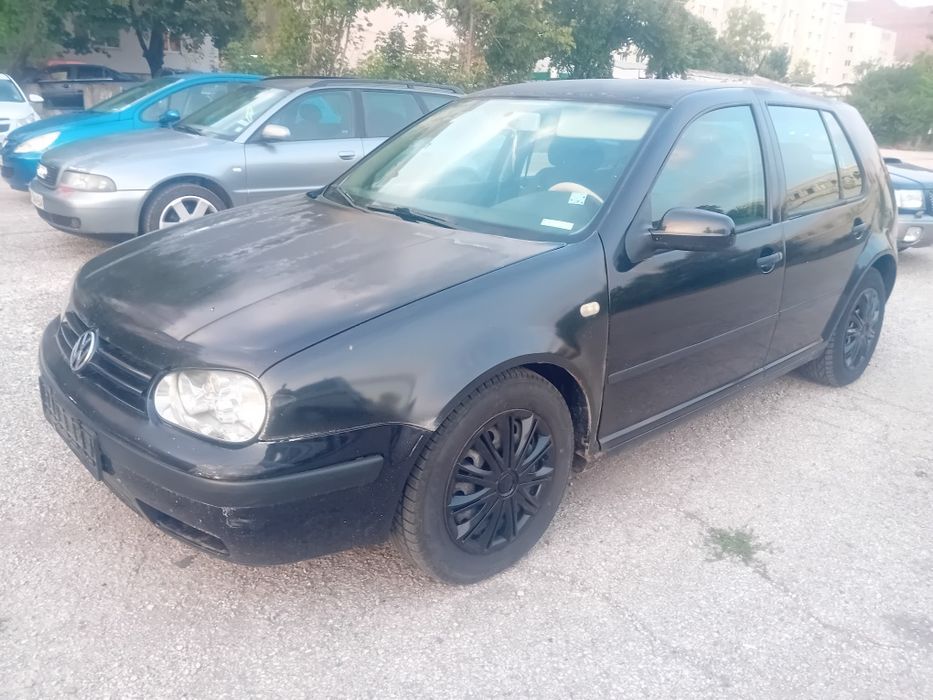 Фолксваген Голф 4 1.9 TDI/90 к.с САМО НА ЧАСТИ