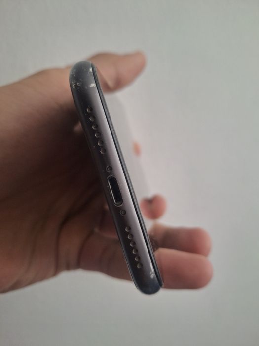Iphone 11 ,64/81