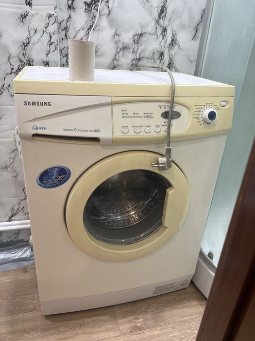 Продам стиральную машину самсунг