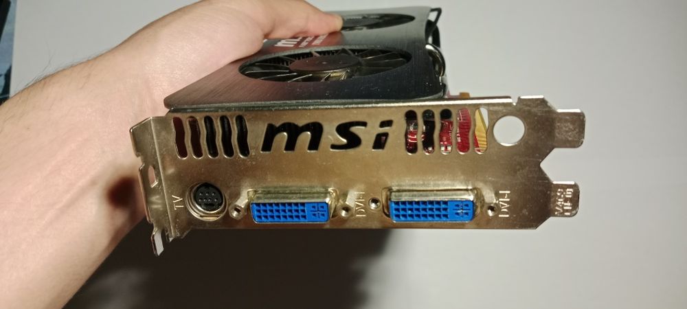 Продам видеокарты