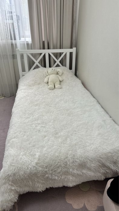 Продаю кровать дерево