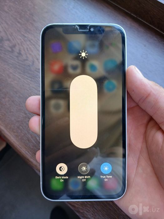 Iphone 12 ideal holatda