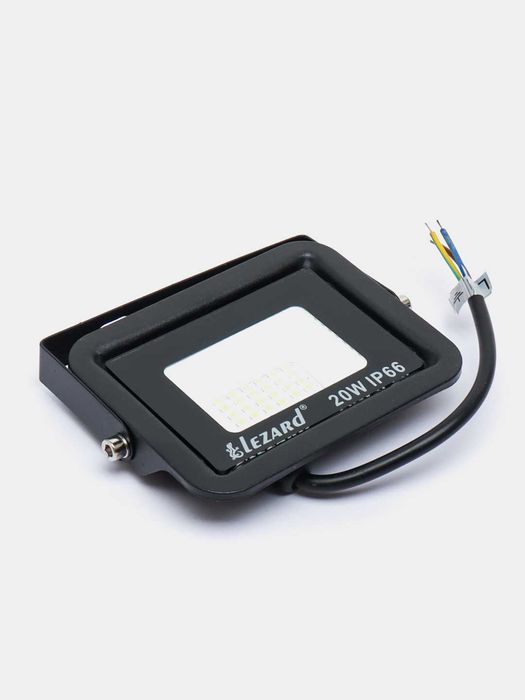 Лед прожекторы от дилера Lezard