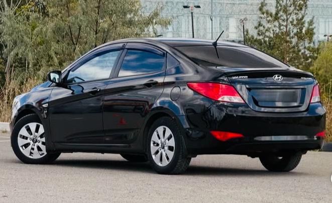 ПРОДАЮ Hyundai solaris 2015 года.