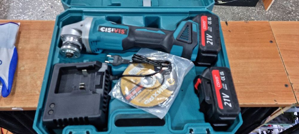 Продам аккумуляторную болгарку