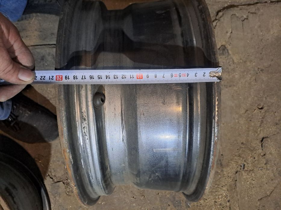 Продам диски R16
