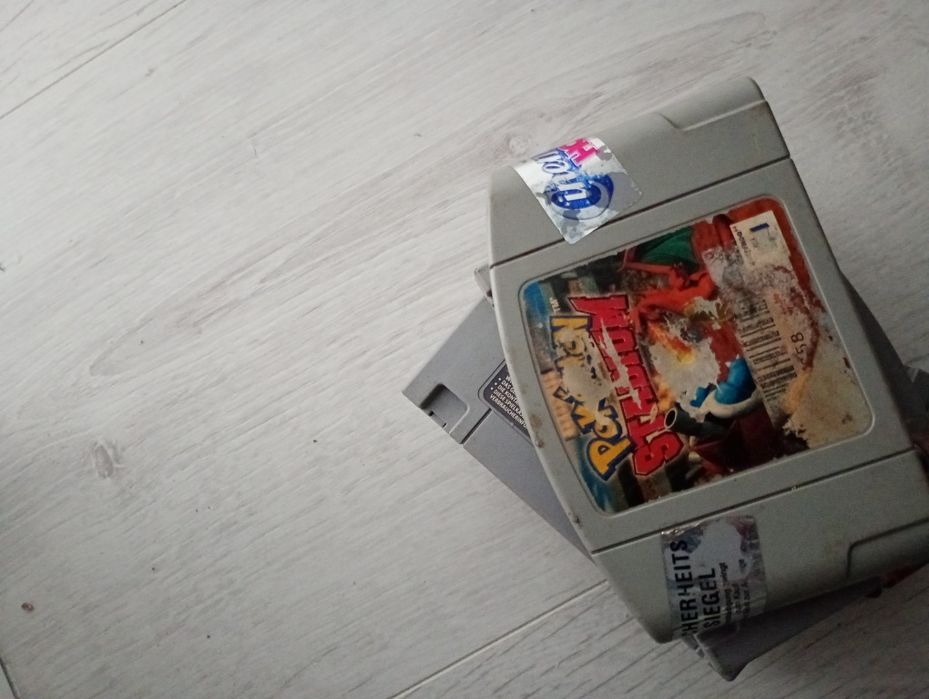 Nintendo pokemon 64