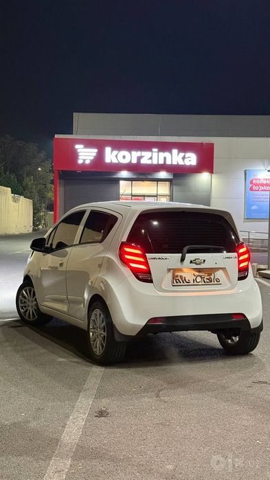 Spark avtomat sotiladi