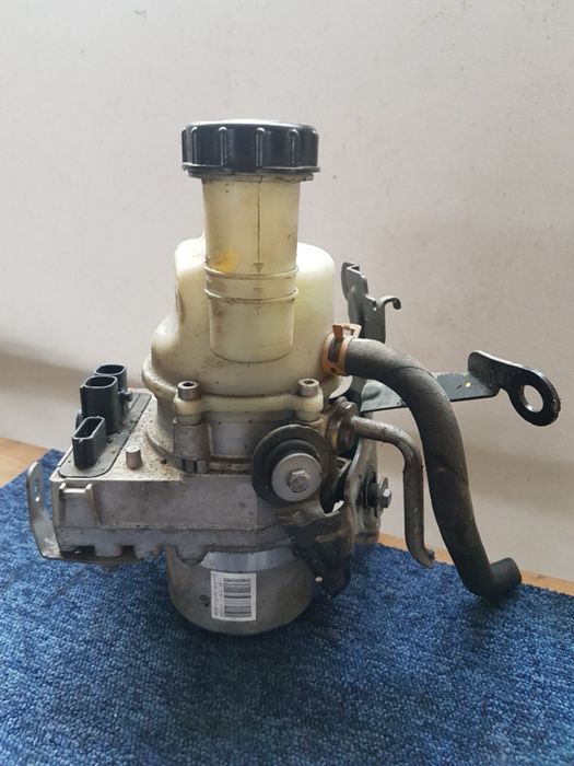 Pompa servo logan 2 dokker sandero