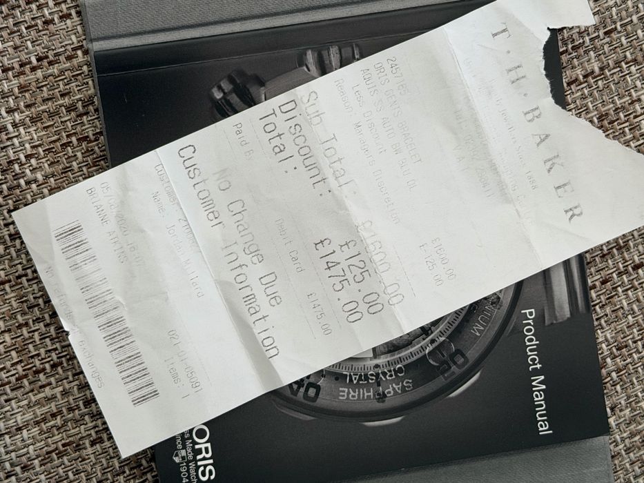 Автоматичен часовник Oris Aquis Date 39.5mm