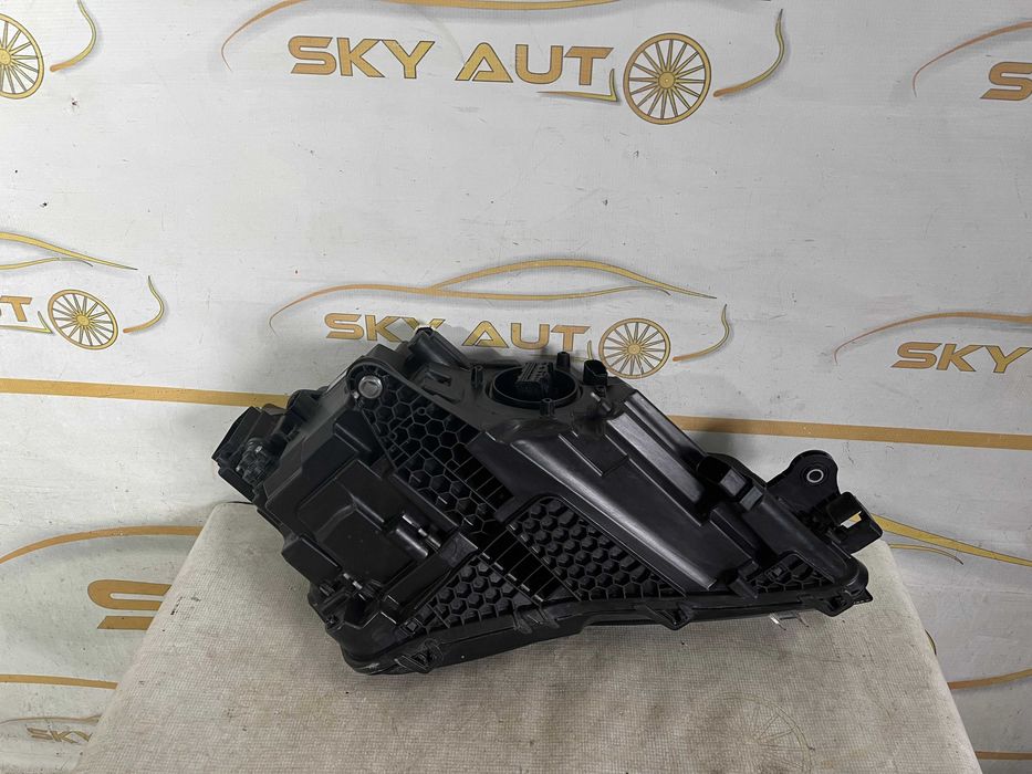Far stanga full led Skoda Superb 3 facelift dupa 2019 cod 3V1941015D