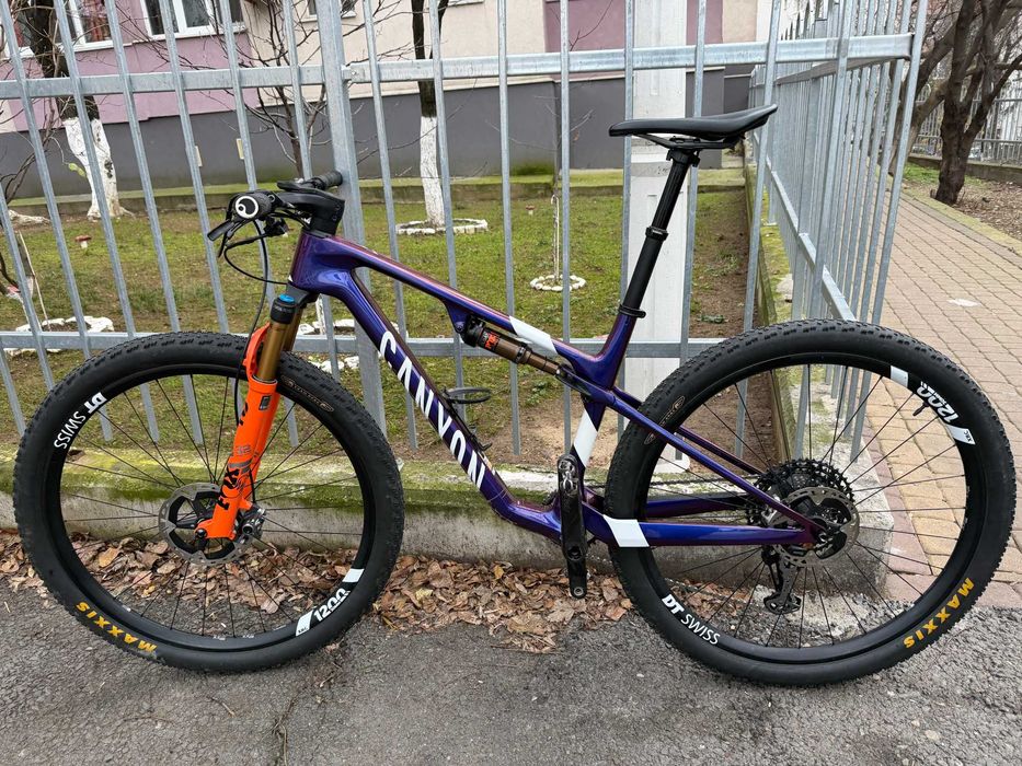 Canyon Lux World Cup CFR , 2024  MTB Full suspension