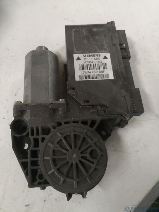 Motoras Macara Geam Dreapta Fata Audi A4 Ii (8E2, B6) [ 2000 - 2005 ] Oem 5Wk47006Bbf