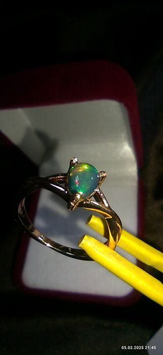 Драгоц-еность ко-цо